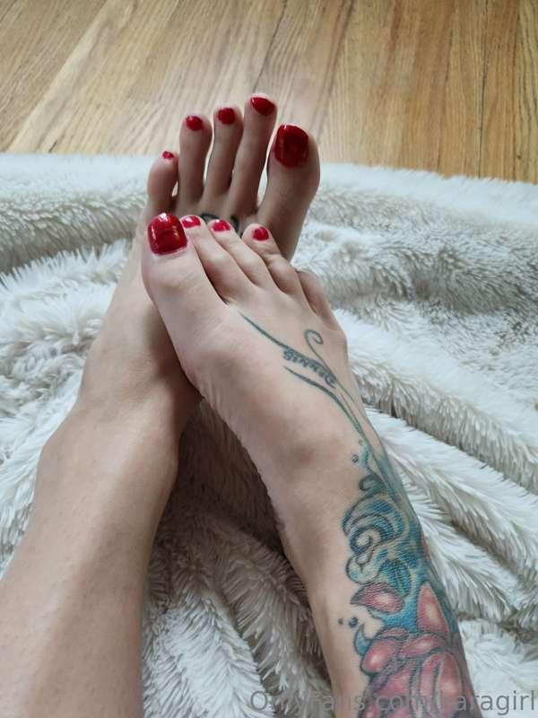 What do we think of feet content? Do you want some?