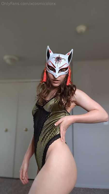 The little fox has an outfit she would like to share 🦊 I abs..