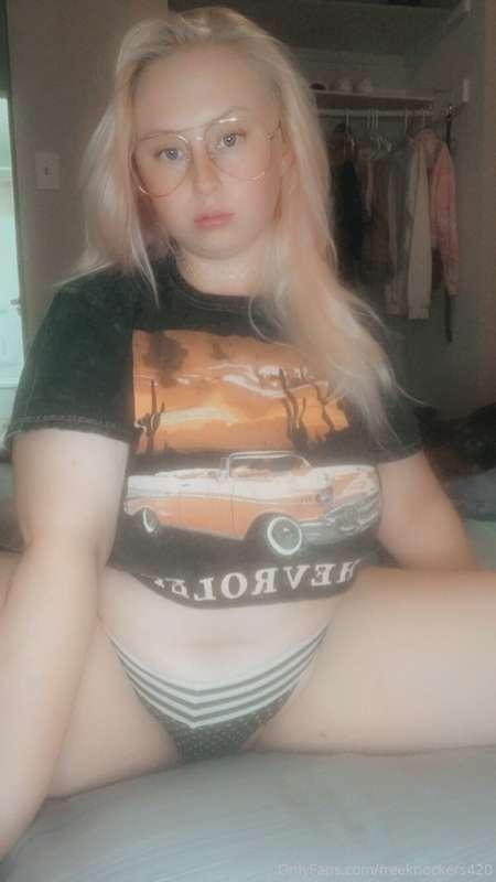 Come keep this pussy busy all day long!