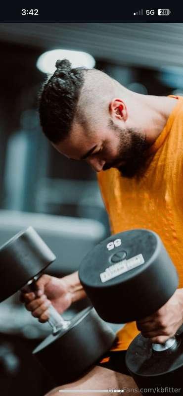 Just curious which you would rather have buried between your..