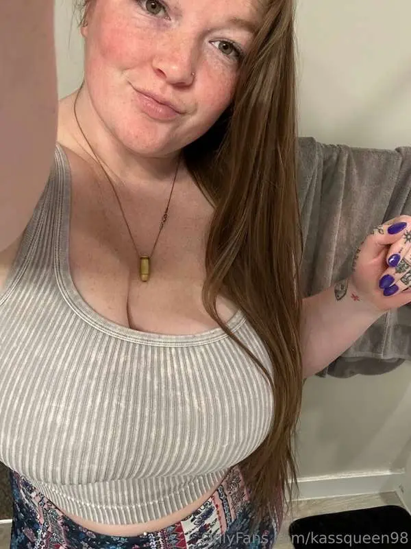 Fit check + titties 😏