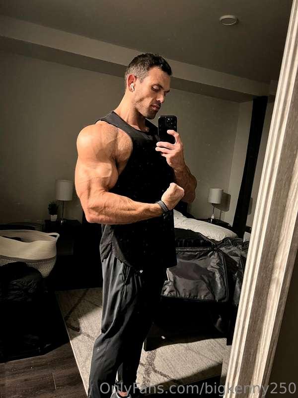 Daddy’s home 😉🤴🏻💪🏼