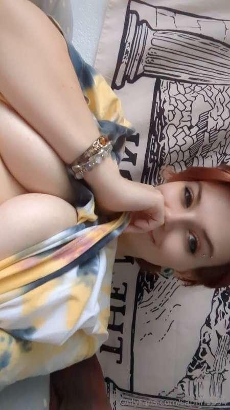 Going live @7pm CST tonight ;)
Come chat with me! Cozy Q&A a..