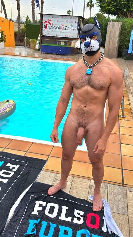 Who wants to join me at the pool party? 😊
