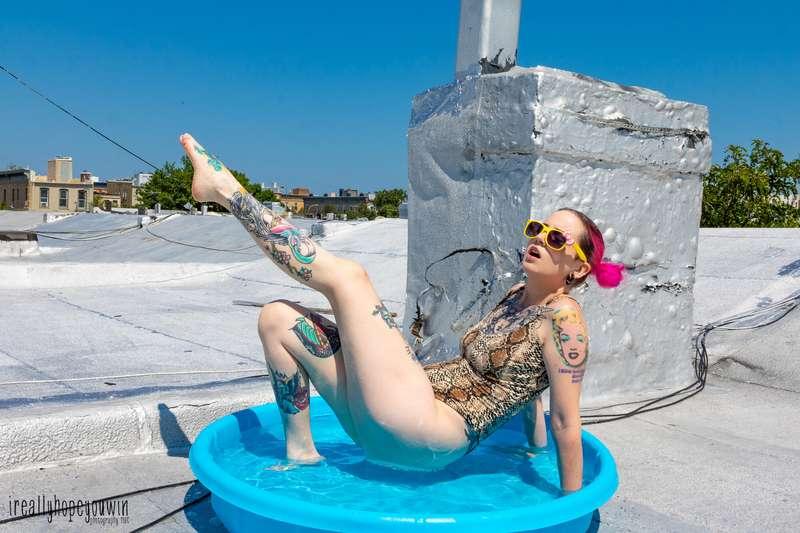 ladylazarus image #3