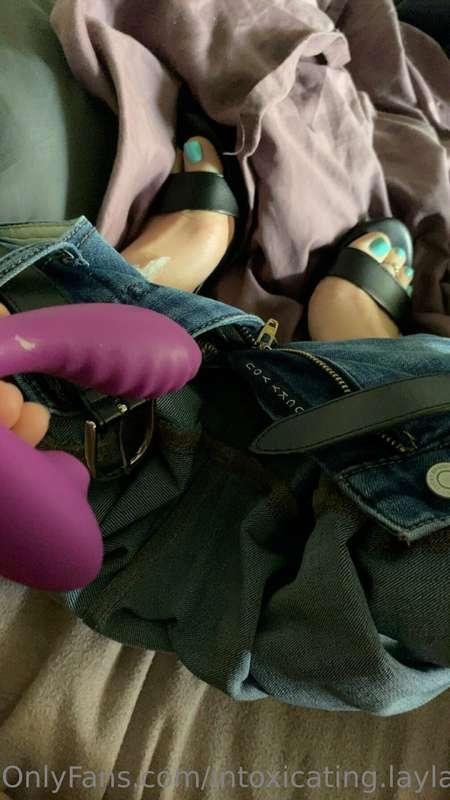 Anyone else gotta masturbate on lunch breaks? 😈
Message me f..