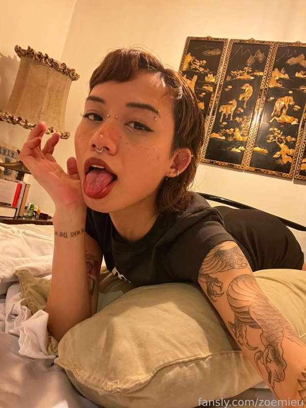 zoemieu image #3