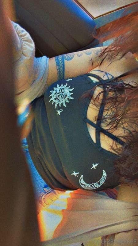 ✨🖤 onlyfans.com/tattedlezbabe 🖤✨