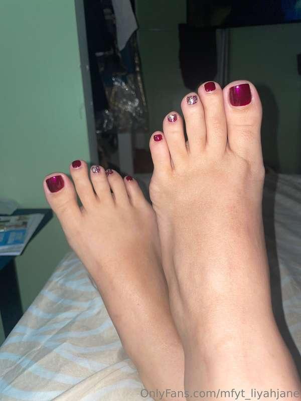 New pedi 🍒✨