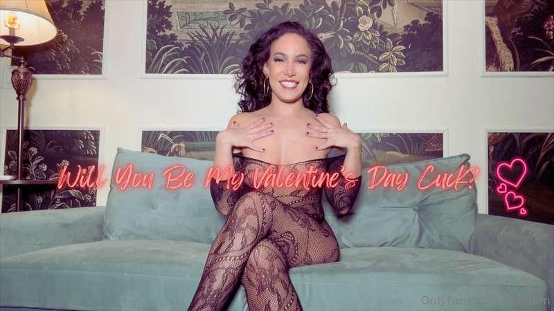 Valentine’s Day Cuck ❣️(Cuck, femdom, Valentine’s Day, maid ..