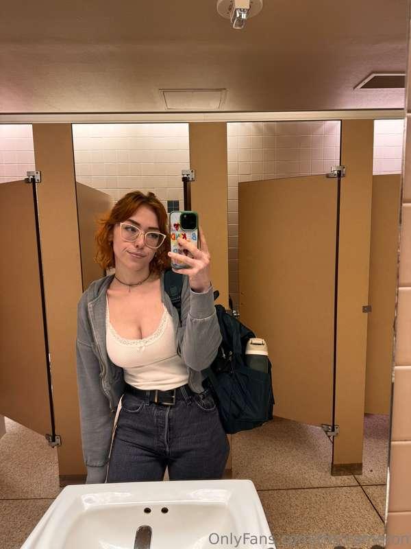 jeans were too tight on this beautiful fat pussy of mine so ..