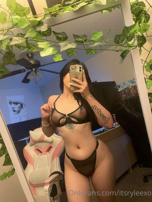 I'm so horny! Play my naughty ***wheel spin*** or book a sex..