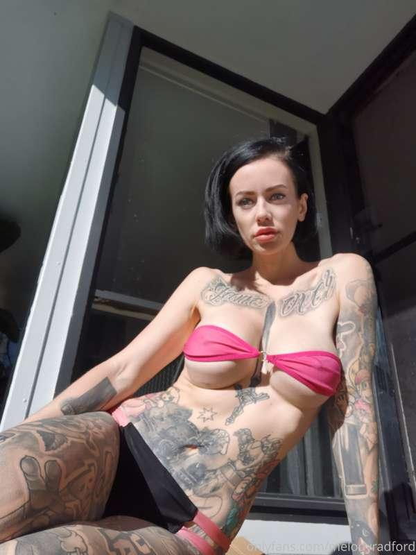 Bikini pics 😊 how are you today? Xx