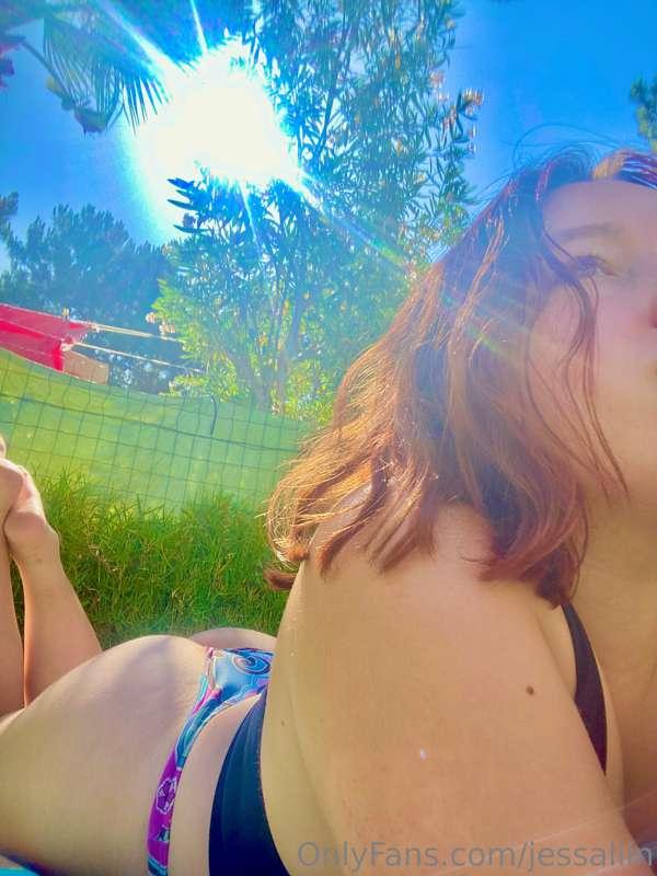 Pool day 😽