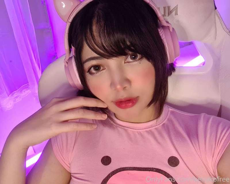 Call me your gamer girl 🎮