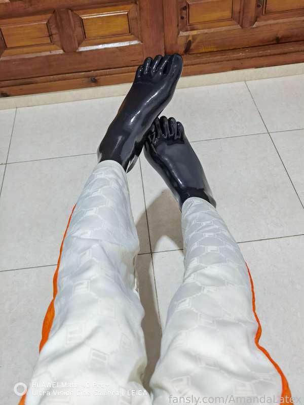 amandalatex image #7