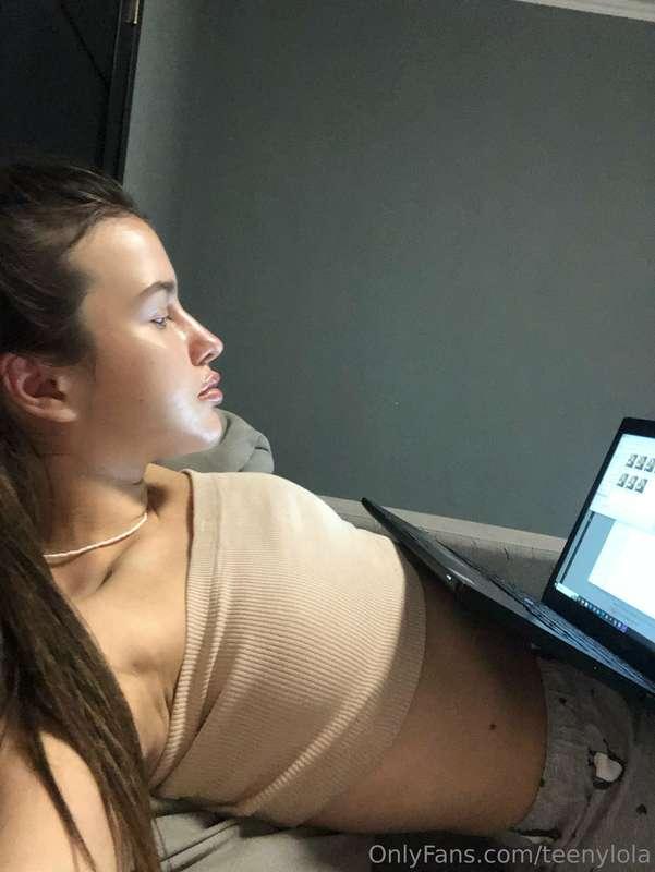 Just waiting for your message❤️