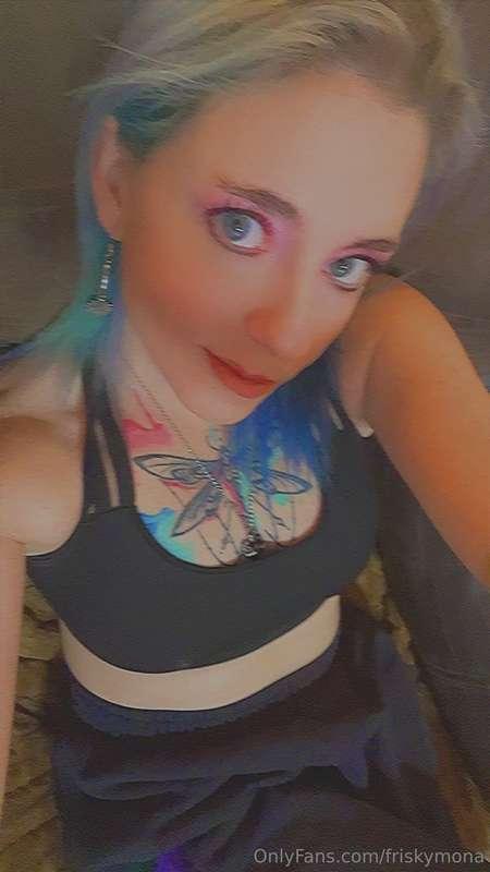 😈 