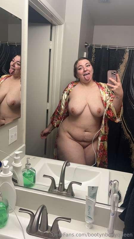 bootynbodyqueen image #3