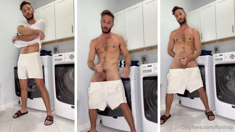 LAUNDRY DAY SOLODoes doing laundry make anyone else horny? W..