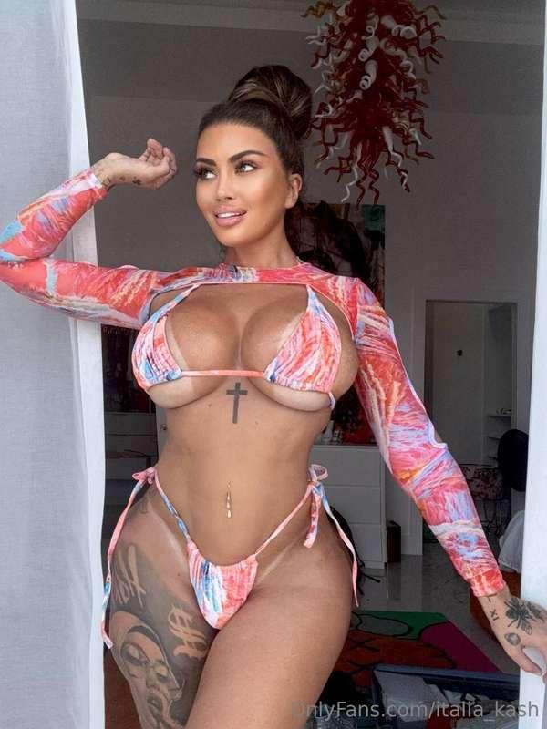 Your new obsession just uploaded 😘
