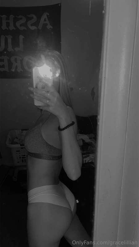 Buy my new content if you wanna see some crazy shit😍😍