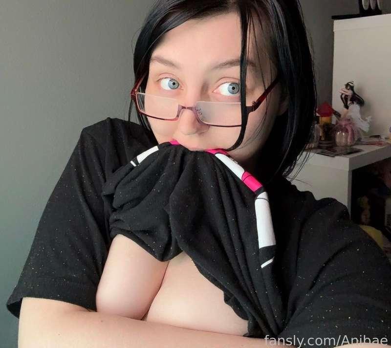 anibae image #1