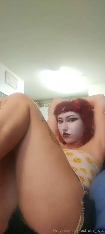 Sittin pretty. Tip me? I'm really struggling rn