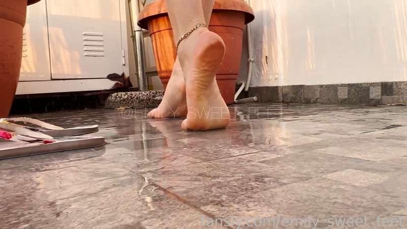 emily_sweet_feet image #1