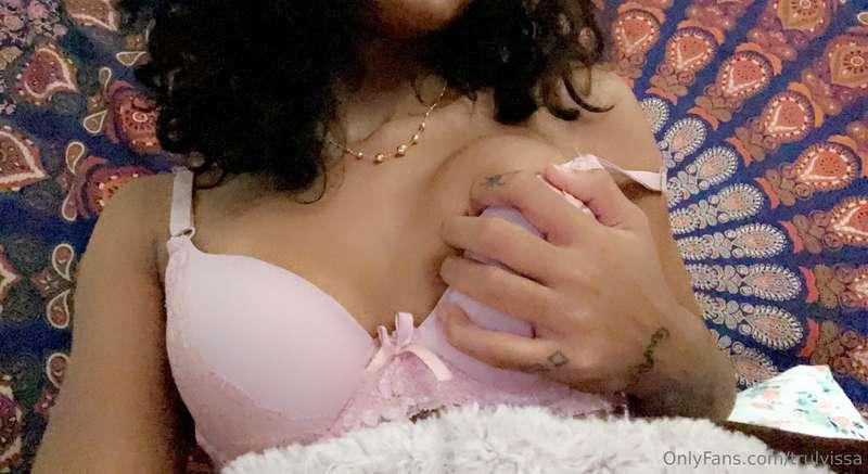 I do video calls as well for tips <3