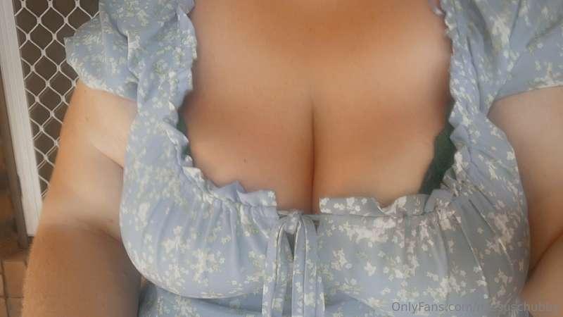 woohoo new dress cleavage