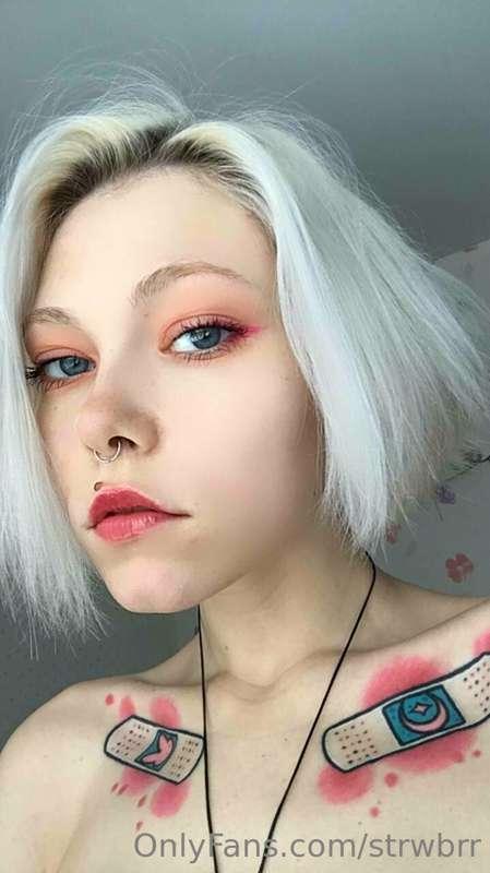 Btw my natural hair is blond, not so blond but still 😅