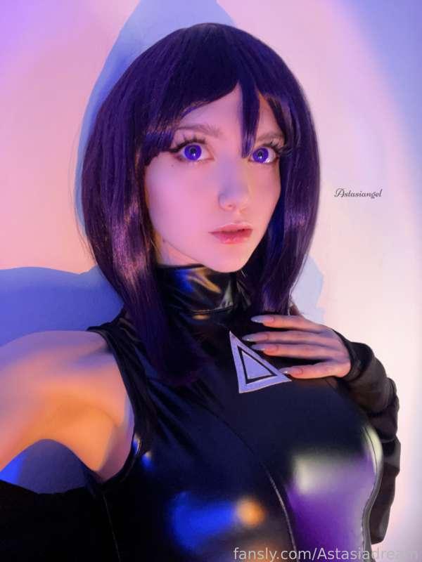 Video from Motoko cosplay 🖤💜