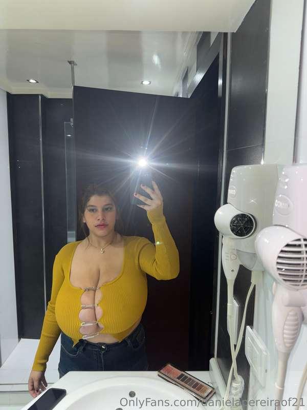 danielapereiraof21 image #2