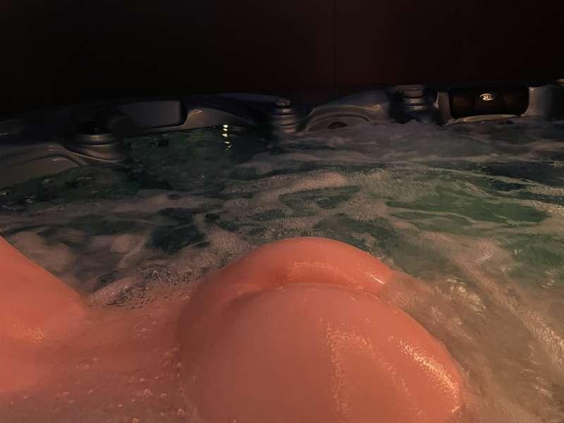 Soon some wellness full naked photos🤭🤍