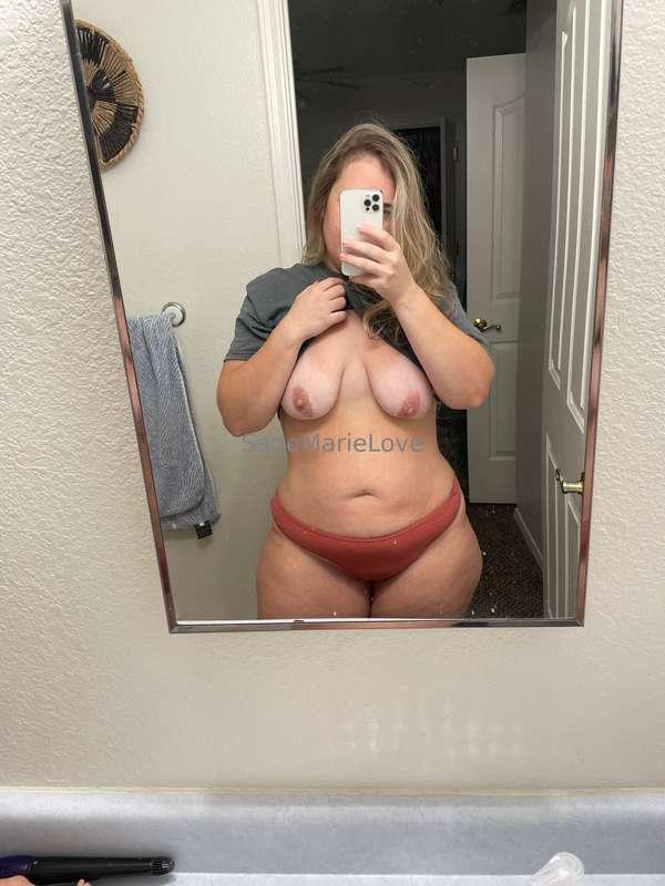😌titties for you today
