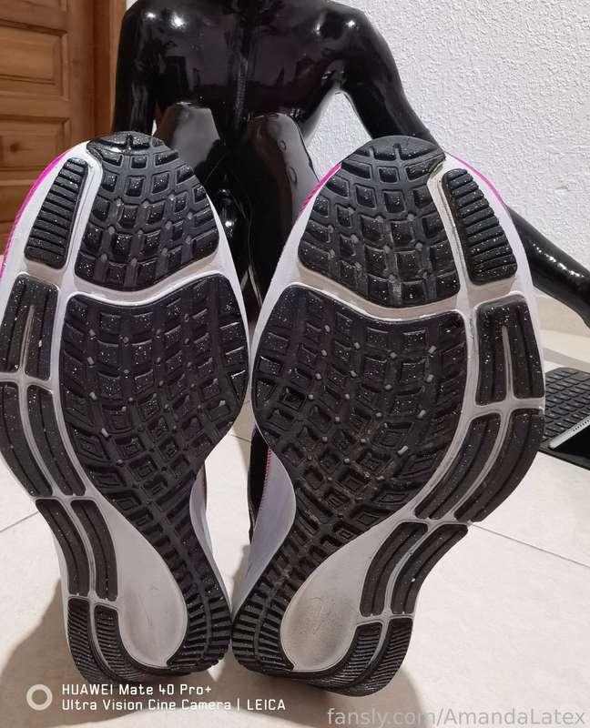 amandalatex image #10