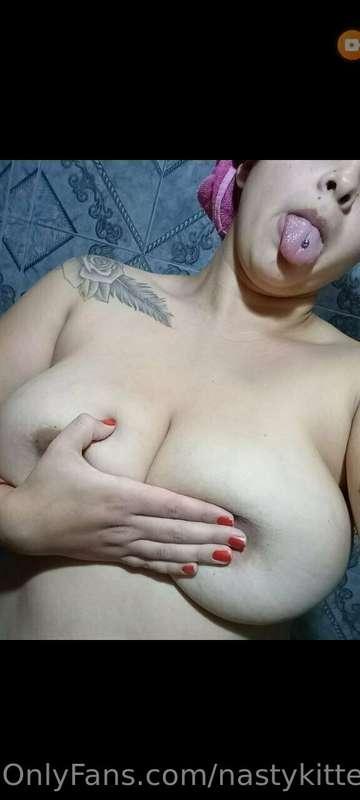 @la_chhona @la_chhona  SUBSCRIBE FOR FREE LOVE 💋  • Hello da..