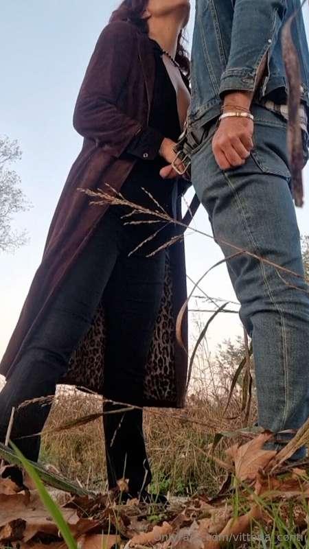 🇮🇹 A proposito di eccitarsi in campagna: appena decido di su..