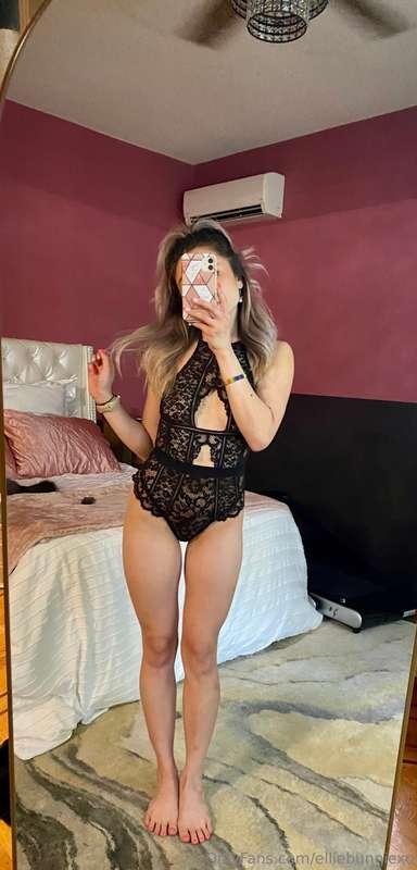 If only I had someone to spoil me with more lingerie 🖤