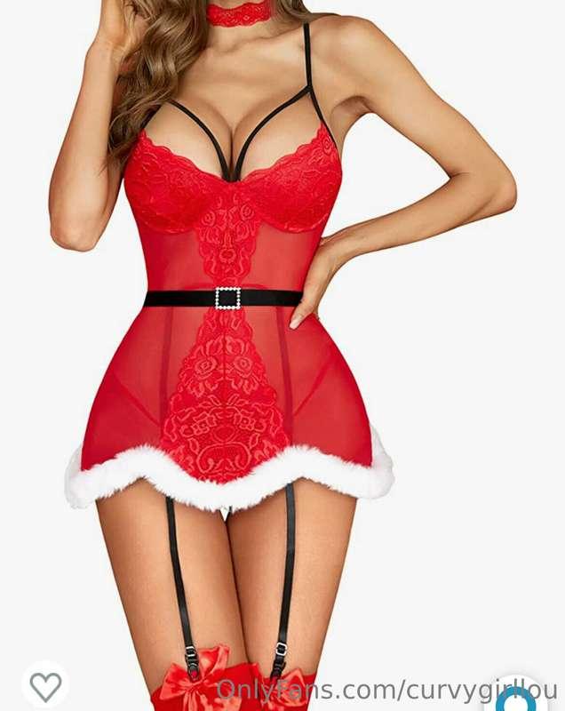 Which sexy Christmas outfit should I get?