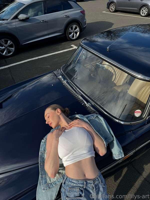 New way to sun bathe 