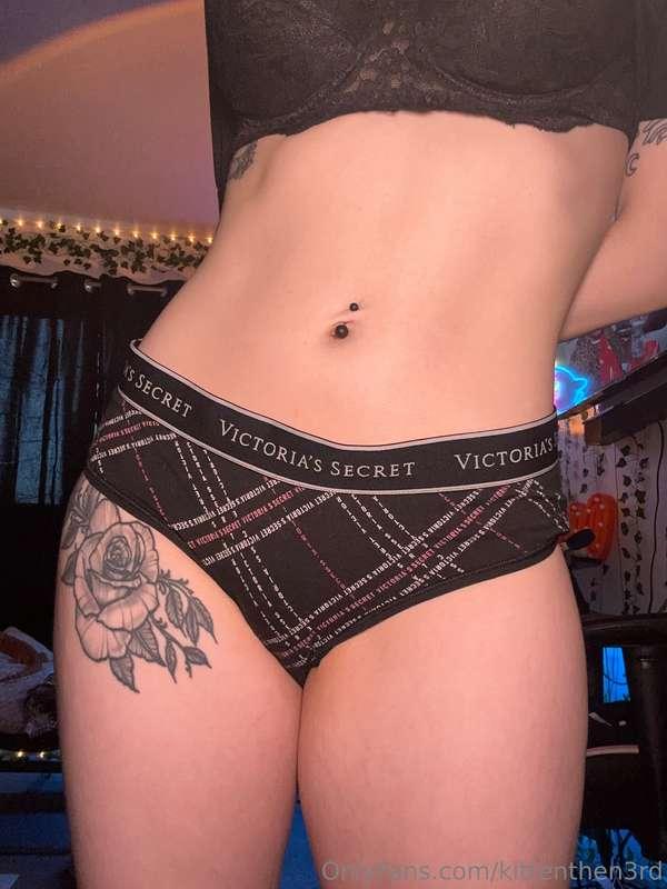 Plaid victoria secret fullback panties $35 💘💕Custom vids & e..
