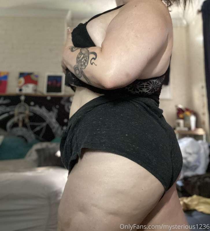 mysterious1236 image #0