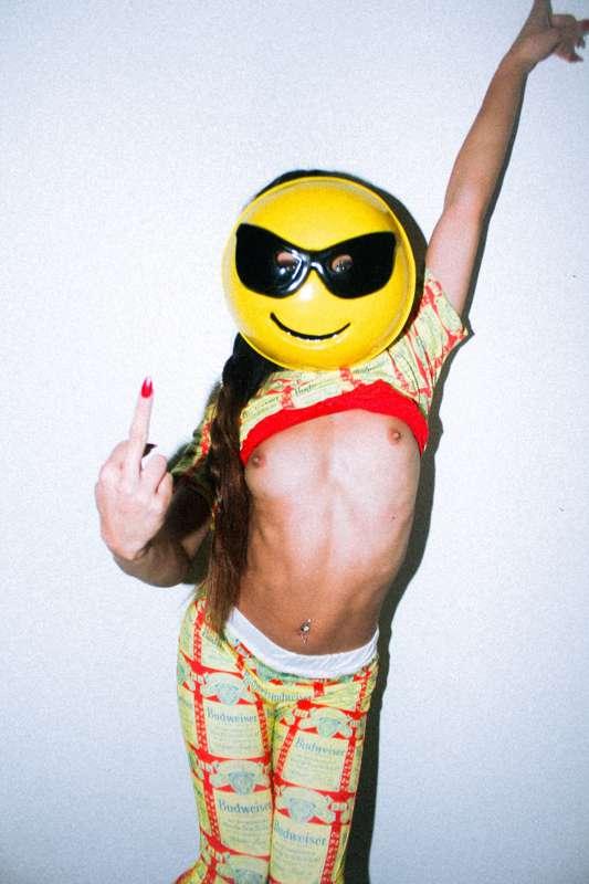 tits out 🖕🏼