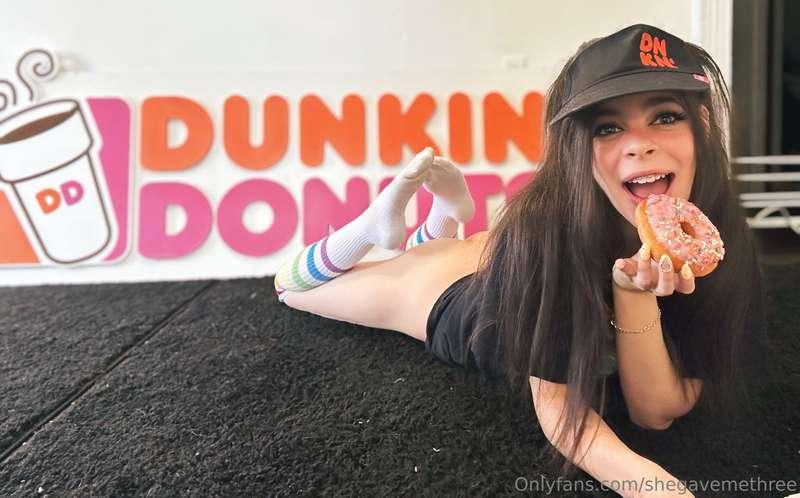 Just having some fun with my SIGN!! 🫣🍩