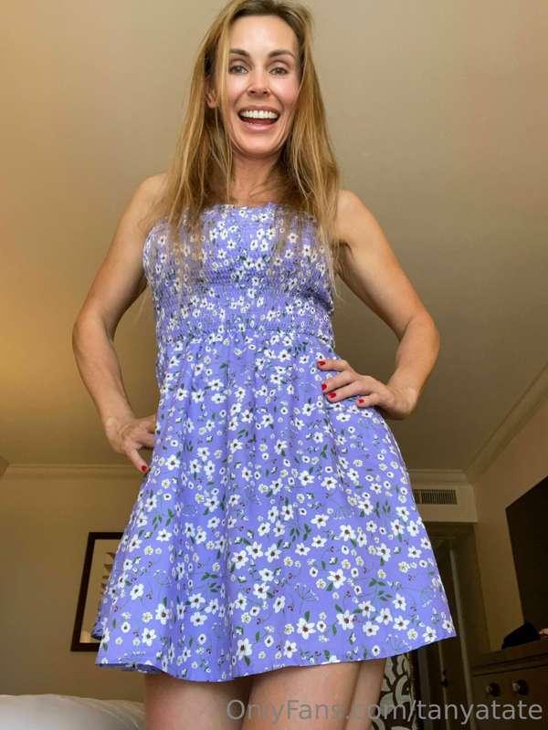 DM me *summer dress👗* for this hot photo set!