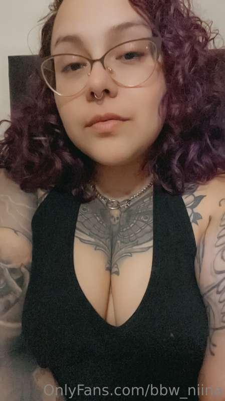 Bare titties on my paid😘 @bbwniina