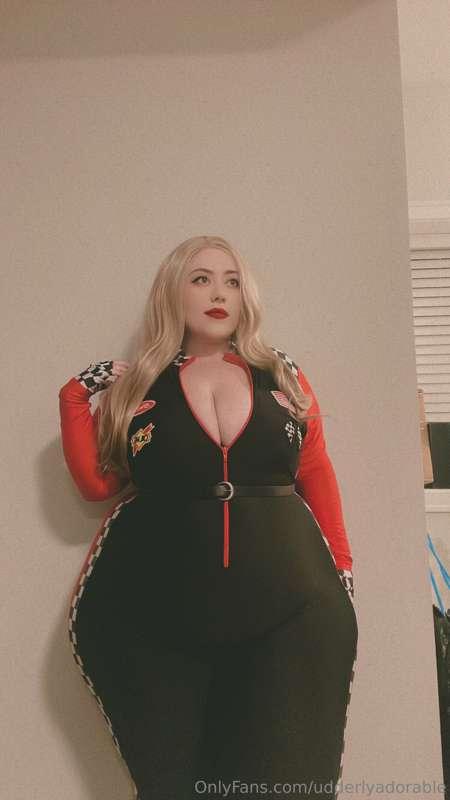 Happy Day 18 of 31 Days of Halloween Costumes ☺️ (I love thi..