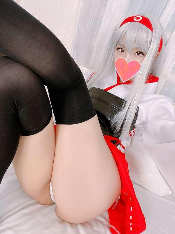I'm having sex with my boyfriend in the normal position.💗